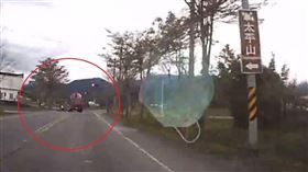 宜蘭,機車,車禍,情侶,畫面,警方回應（圖／翻攝畫面）