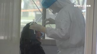 醫護擴大篩檢　等採檢卻扣薪扣假