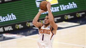 ▲布克（Devin Booker）絕殺獨行俠。（圖／美聯社／達志影像）