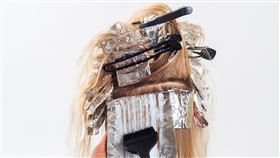 染髮,染髮劑。(圖/Pixabay)