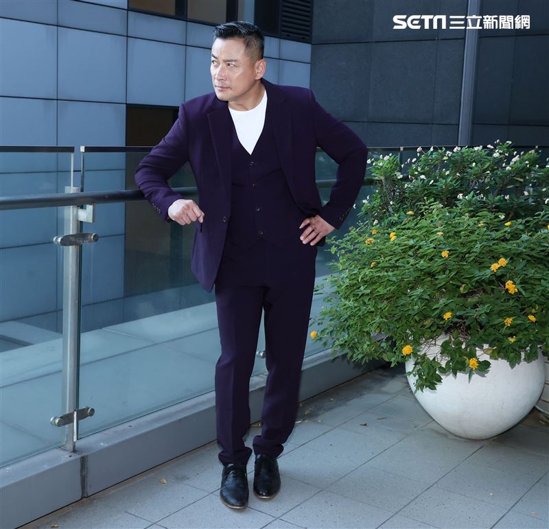 江宏恩三立新聞網專訪。（記者邱榮吉/攝影）