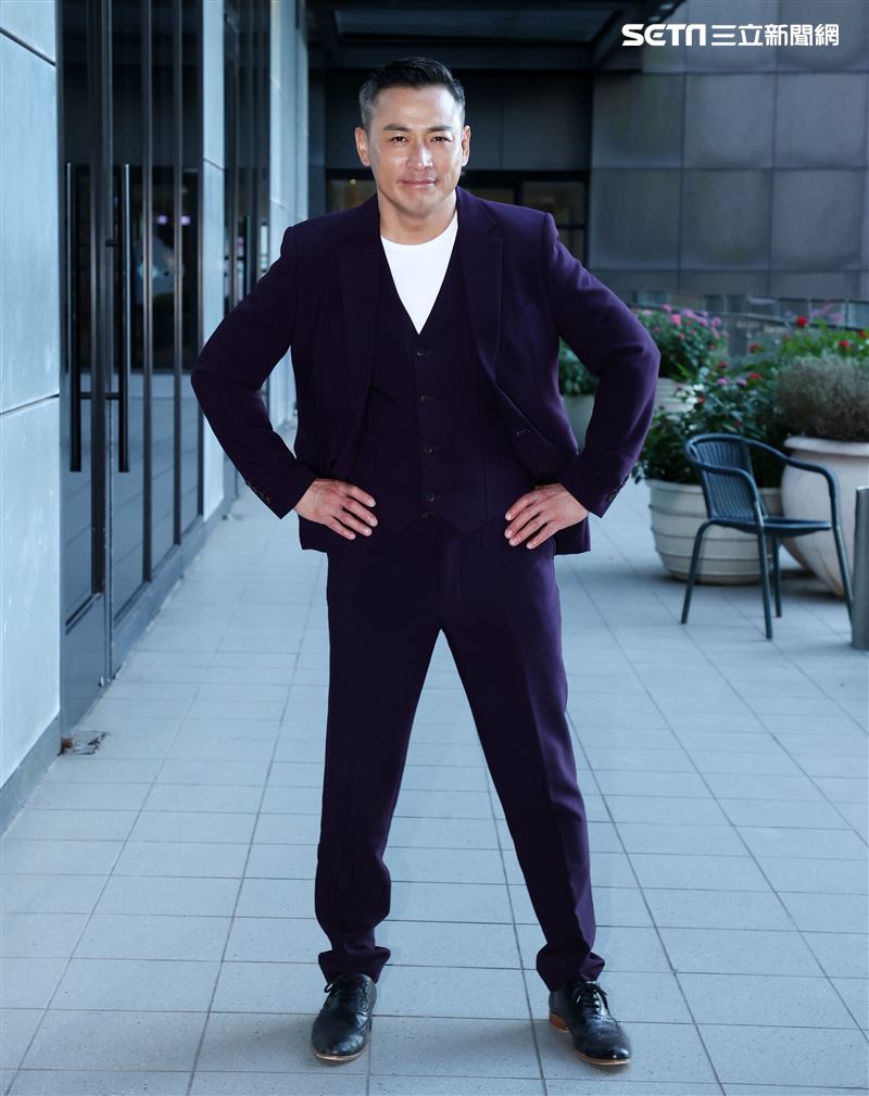 江宏恩三立新聞網專訪。（記者邱榮吉/攝影）