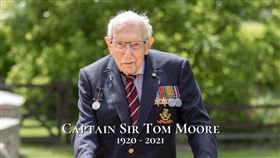 英國百歲二戰老兵染疫亡　曾替醫護募款近13億感動世界
Captain Tom Moore推特