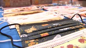 宮廟推專屬口罩　「過香爐」神明加持