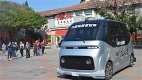 WinBus澎湖完成自駕示範台灣首部自動駕駛車輛WinBus，造價在新台幣1500萬元，車長6公尺，有如一座行動保壘，最大速度每小時50公里，巡航每小時30公里，3日在澎湖完成自駕示範。中央社　110年2月3日