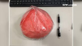 台南鄉親彌月禮　發「巨型大肉包」