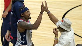 ▲比爾（Bradley Beal）連3場得分破30。（圖／美聯社／達志影像）