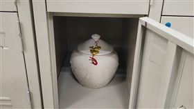 臉書社團「爆廢1公社」