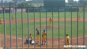 ▲林威助蔡其昌中信兄弟春訓鹽埔園區江坤宇頭部觸身球陳琥。（圖／記者蕭保祥攝影）