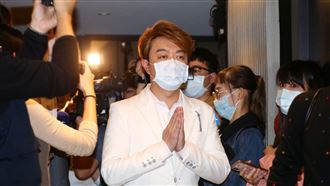 雞排妹一走　翁立友合十現身：很抱歉