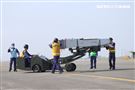 空軍IDF戰機實施萬劍彈潛力裝掛。（記者邱榮吉/攝影）