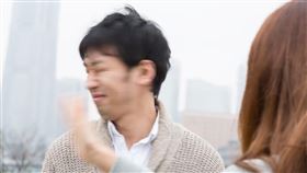 結婚,情侶,吵架,賞巴掌,掌摑
圖翻攝自PAKUTASO