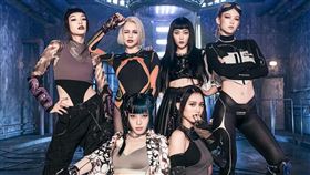 HUR/AOA ENTERTAINMENT LAB提供