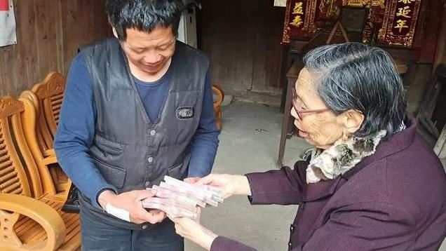 還債還到90歲　誠信奶奶今年好過年