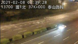 轎車國道飆車逆向20公里　警攔不到