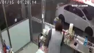 歹徒鎖定檳榔攤　拿「千元假鈔」行騙