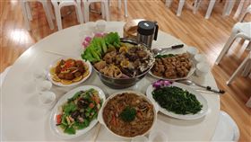 年菜多到爆怎辦？營養師三招教準備、剩菜這樣微整形（圖／台中慈院提供）