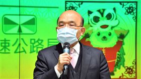 行政院長蘇貞昌9日視察高公局交控中心。（圖／行政院提供）