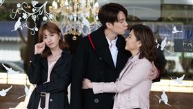 謝翔雅,劉書宏,方馨。圖／TVBS提供