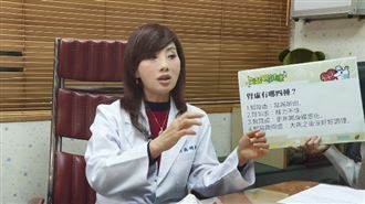 小心傷腎12行為　吳明珠曝性福大法