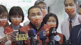 新北市長侯友宜除夕至聯合醫院三重院區慰勞醫護人員（圖／新北市府提供）