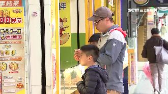 士林彩券行超強運　一天刮出7個十萬