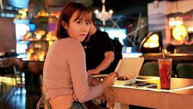 國光幫辣模（小精翎）唐明翎。（圖／翻攝自小精翎 唐明翎臉書）