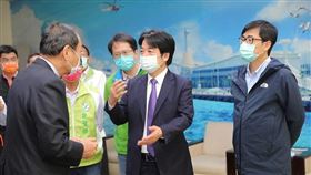 賴清德副總統12日前往高雄慰勉「興達港海巡基地」執勤人員（圖／總統府提供）