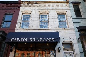 撞名「國會山莊」 書店電話接不完