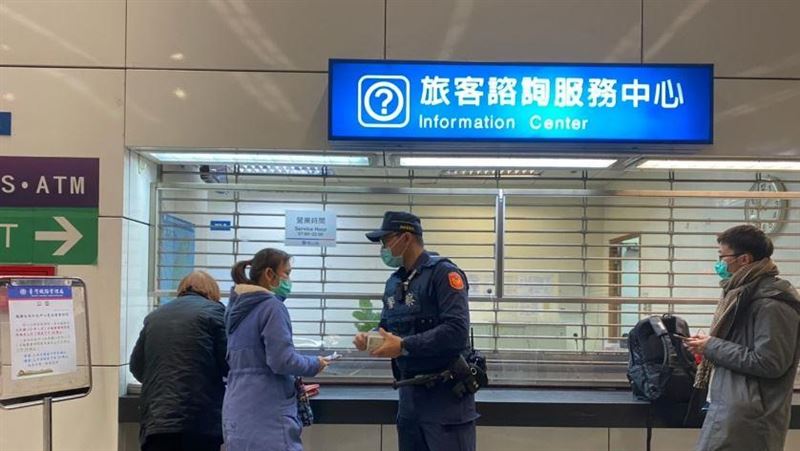 南港鐵警積極　協助找尋走失孩童