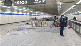 台北捷運,板南線,善導寺,手扶梯,冒煙,故障