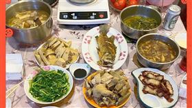 民眾農曆過年歡樂親友相聚時難免飲酒，不過小酌怡情、大醉傷身，營養師提醒民眾酒精熱量不低。圖為示意圖。（圖／記者簡浩正攝影）