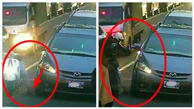 ▲台北市交通大隊發現，進來士林、萬華、大同等區出現「伸腳哥」(紅圈處)，是對兄弟檔，騎著機車穿梭車陣中，趁機假裝被轎車壓到腳掌，製造假車禍，敲詐賠償金。（圖／翻攝畫面）