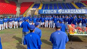 富邦悍將開工展開春訓。（圖／富邦悍將提供）