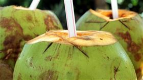 16:9
椰子 椰子汁 椰子水 消暑 夏天
圖／翻攝自pixabay