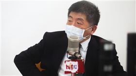 陳時中接受廣播專訪（1）中央流行疫情指揮中心指揮官陳時中17日上午接受電台專訪，談及桃園醫院感染案兩大危機時刻。中央社記者王騰毅攝  110年2月17日