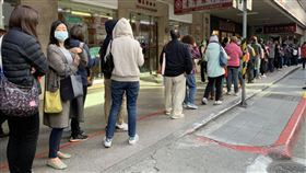 16:9
台產/台北車站/防疫保單。 （圖／讀者提供）