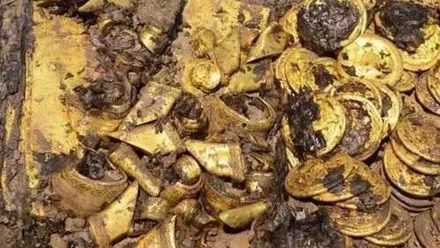 漢代古墓開挖不得了　黃金流洩滿地