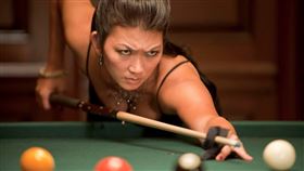 撞球「黑寡婦」慘罹卵巢癌！壽命剩不到1年　親友心碎喊話（圖／翻攝自Jeanette Lee 