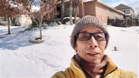 「反美鬥士」中國復旦大學兼職教授陳平，17日在微博貼出一張照片，引發議論（圖／翻攝自眉山論劍陳平微博）
