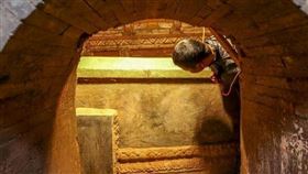 大陸,水庫,純金,棺材,楊價,土司（圖／翻攝新浪網-紅顏史學）