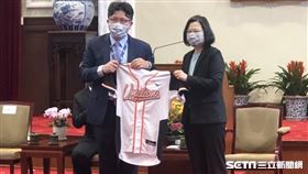 ▲總統蔡英文接見中華職棒統一獅隊。（圖／記者黃泓哲攝影）