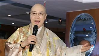 恆述過年團圓張菲　曝費玉清後悔封麥