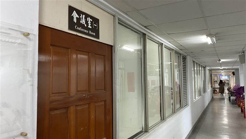 不滿「內衣顏色都管」網友揚言炸學校