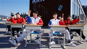 展榮、展瑞/華納音樂提供