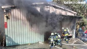 北市延平北路七段鐵皮工廠發生火警。（圖／翻攝畫面）