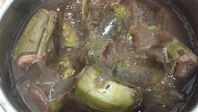 網傳「綠皮香蕉燉雞腳」治骨痛　6旬婦吃2週還是進醫院（南投醫院提供）
