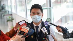 中捷何時恢復通車  交通局長葉昭甫受訪台中捷運綠線列車因聯結器軸心斷裂而暫停試營運，外界關注何時可以恢復通車。台中市交通局長葉昭甫23日上午出席市政會議接受媒體採訪時表示，負責台中捷運施工的台北市政府，已將相關報告書送到台中市政府，目前將針對報告書召開審查。中央社記者郝雪卿攝  110年2月23日