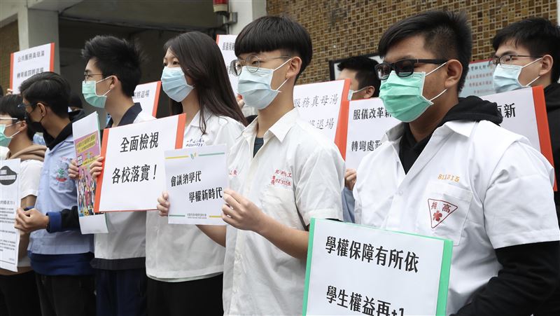 7成高中服儀違規！立委轟：違背人權