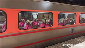 自強號(記者陳弋攝影)